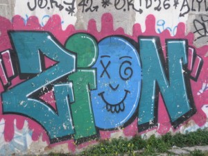 Zion, graffiti à Neve Tsedeq
