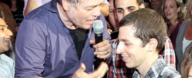 Shlomo Artzi chante pour Gilad Shalit