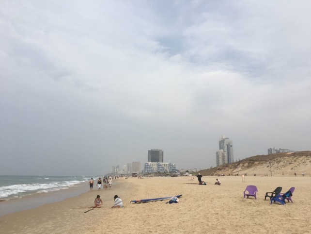 Promenade en bord de mer de Tel Aviv à Rishon LeZion