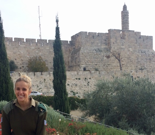 Quand ma fille était soldate et le Grand tour des jeunes Israéliens