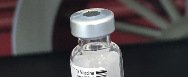 Vaccinée contre le COVID_19 en Israël